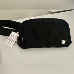 lululemon athletica Classic Black Belt Bag
